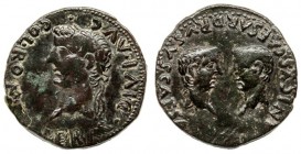 ROMULA. As. Tiberio. A/ Cabeza de Tiberio laureada a izq.; PERM DIVI AVG COL ROM. R/ Cabezas afrontadas de Germánico y Druso; GERMANICVS CAESAR DRVSVS...