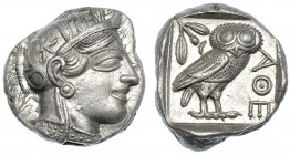 ÁTICA. Atenas. Tetradracma (454-405 a.C.). A/ Cabeza de Atenea a der. R/ Lechuza a der. dentro de cuadrado incuso, detrás rama de olivo, delante AQE. ...