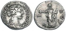LUCILA. Denario. Roma (161-180). R/ Venus a izq. con manzana y cetro; VENVS. RIC-785. MBC.
