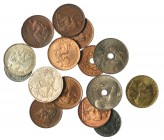 Lote 15 piezas: 25 cts. (1925, 1827, 1934 y 1938), 5 cts. 1937 (2), 50 cts. 1937 (7, con todas las variantes), 1 peseta (1933 y 1937). De MBC+ a SC.