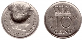 Misstrikes Netherlands and Euro's - 10 Cent 1980 MISSLAG fors oppervlaktedefect door vetdruppel op voorzijdestempel - 1,50 gram - ZF/PR