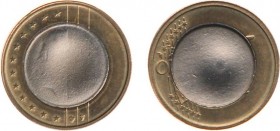 Misstrikes Netherlands and Euro's - 1 Euro Beatrix MISSLAG geslagen met een te dunne kern waardoor de afbeelding vaag/niet zichtbaar is, de rand is sc...