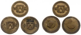 Tokens / Leads - Kortrijk - Penningen Armenkamer 1776 genummerd 9, Armenkamer z.j. genummerd 7 en Weeskamer z.j. ongenummerd - ZF-/ZF+