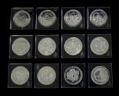 Netherlands - Cassette met 17 zilveren Penningen per stuk ca 25 gram .925, thema Koningshuis