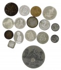 Netherlands - Doosje met ca. 16 penningen veel zilver w.o. '150 jaar Grenadiers en Jagers 1979'