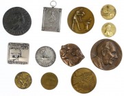 Netherlands - Doosje met ca. 13 penningen w.o. DRU/Copernicus, Van Doorne, Haringrit Vlaardingen en Steuncomite Amsterdam 1914