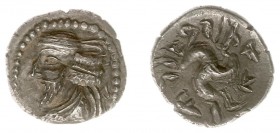 The East - Persis - Pakur (early 1st century AD) - AR Hemidrachm (1.95 g.) - Bust of bearded king left / Triskeles. Aramaic legend. Rare. (Ref.: Alram...