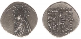 Parthian Kingdom - Gotarzes I (90-80 BC) - AR Drachm (Rhagai (?), 4.14 g.) - Bust with medium beard wearing tiara with horn in centre, stags on top, e...