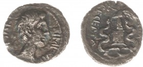 Augustus (27 BC - 14 AD) - AR Quinarius (Rome 29-27 BC, 1.14 g) - CAESAR IMP VII Bare head right / ASIA RECEPTA Victoria holding wreath and palm branc...