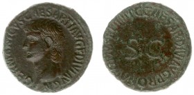 Galigula (37-41) - AE As (Rome c. AD 39-40, 10.95 g) - GERMANICVS CAESAR TI AVG F DIVI AVG N Bare head left / C CAESAR DIVI AVG PRON AVG PM TRP III PP...