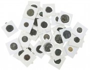 Byzantine coinage - A small collection of Byzantine bronzes, several emperors and mints, nice for study - totally appr. 18 pieces, in lower grades, ad...