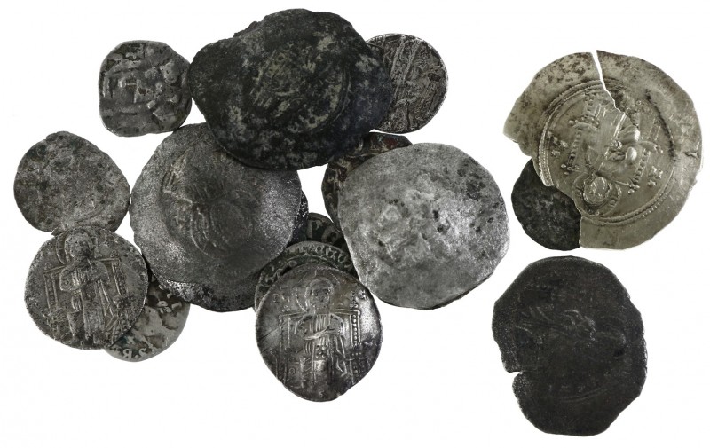 Miscellaneous - A small collection of mainly silver coins including some Byzanti...
