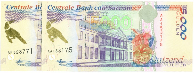 Suriname - 5000 Gulden 5.10.1997 + 1.2.1999 (P. 143a + 143b / PLS21.8a+b) - UNC ...