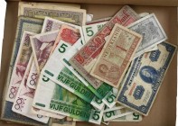 Nederland - Doosje bankbiljetten NL wo. 10 Gulden 1943, 25 Gulden Mees, etc. + iets buitenland wo. België
