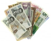 Nederland - Doosje biljetten 5 en 10 Gulden biljetten NL + iets wereld