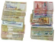 Afrika - Small box banknotes Africa modern issues including Uganda, Mozambique, Malawi, Angola, etc.