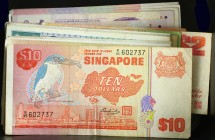 Azië - Small box banknotes Singapore