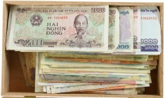 Azië - Small box Asia including Vietnam, Cambodia and India - Total ca. 155 pcs.