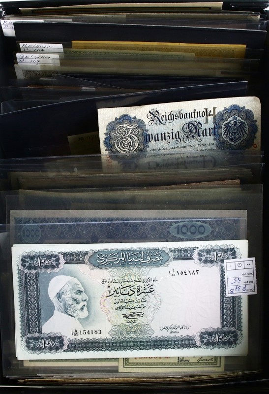 Miscellaneous - Box with big lot banknotes world including Germany, Austria, Fra...