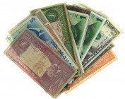 Miscellaneous - Small box banknotes world including Indonesia 1960's, USA, etc.