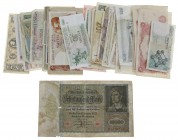 Miscellaneous - Box with various world banknotes including some older Russia