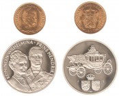 Netherlands - Gouden Tientjes 1875-1933 - 10 gulden 1917 - Goud - UNC, in cassette met grote zilv. penning