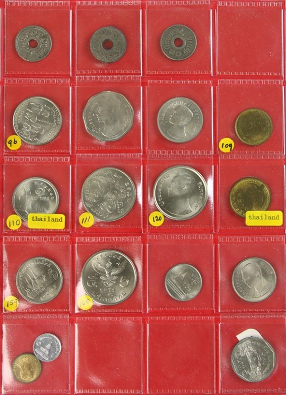 World coins - Small collection coins Asia in albums a.w. Cambodia, China, Thaila...