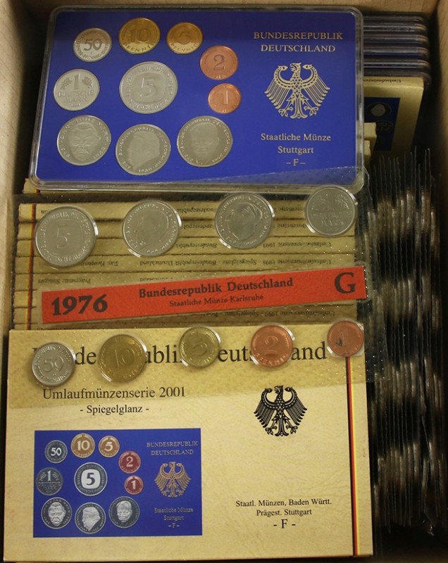 Germany - Lot with Germany BU- and Proofsets between 1976 and 2001