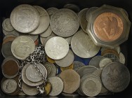USA - Lot USA with some silver Dollars and various world coins in box