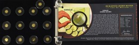 World coins - Collection 'Kleinste Gouden Munten van de Wereld' with 25 gold coins, mainly 1/25 Ounce in cassette with COA's - Proof, issued by Muntpo...