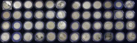 World coins - Collection 'Reis om de Wereld in zilver', 48 silver world coins a.w. Proofs in 2 deluxe cassettes incl. booket with descriptions - issue...