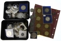 World coins - Comprehensive lot of silver Proof coins, in capsules or in boxes of different countries a.w. Surinam 50 Gulden 1988, China various 5 Yua...