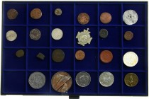 Miscellaneous - Banana box with albums world coins and some medals