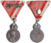 Austria Military Merit Medal
Large Military Merit Medal "SIGNVM LAVDIS" Emperor Karl I. 26.04 g. 31mm.