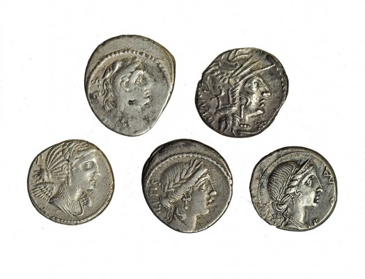 Lote de 5 denarios diferentes. Acilia, Aemilia, Calidia, Cornelia y Valeria. MBC...