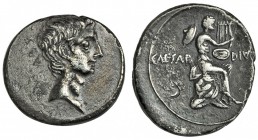 AUGUSTO. Denario. Ceca oriental (32-29 a.C.). A/ Cabeza desnuda a der. R/ Apolo a la der. semidesnudo, sentado sobre una roca tocando una lira. RIC-25...