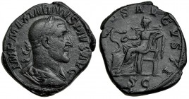 MAXIMINO I. Sestercio. Roma (235-6). R/ LA Salud sentada a izq. con pátera, delante serpiente sobre altar; (S)A(L)VS AVGVSTI, SC. RIC-64. CH-88. Pátin...