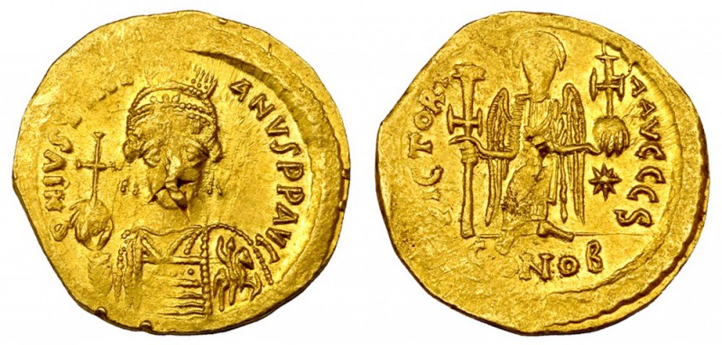JUSTINIANO I. Sólido. Constantinopla, S. A/ Busto de frente, con casco y coraza ...