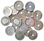 Lote 21 monedas de 50 céntimos diferentes. 1949 *51 (F. inv.), *51, 52, 53, 54, 56 y 62; 1963 *63 (con rombo9 en la estrella izq.) 63, 64, (2) y 65 (2...