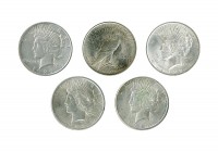 ESTADOS UNIDOS DE AMÉRICA. 5 monedas de 1 dólar Peace. 1922, 1923, 1923-S, 1924 y 1925. EBC-/EBC+.
