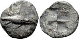 MYSIA. Kyzikos. Obol (Circa 550-530 BC). 

Obv: Tunny right.
Rev: Quadripartite incuse square.

Klein 261 var. (tunny left); Numismatik Naumann 5...