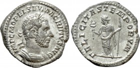 MACRINUS (217-218). Denarius. Rome. 

Obv: IMP C M OPEL SEV MACRINVS AVG. 
Laureate and cuirassed bust right.
Rev: FELICITAS TEMPORVM. 
Felicitas...