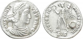 CONSTANTIUS II (337-361). Siliqua. Siscia. 

Obv: CONSTANTIVS PF AVG . 
Diademed, draped and cuirassed bust right.
Rev: VICTORIA AVGVSTORVM / SIS....