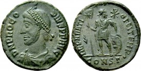 PROCOPIUS (365-366). Ae. Constantinople. 

Obv: D N PROCOPIVS P F AVG. 
Diademed, draped and cuirassed bust left.
Rev: REPARATIO FEL TEMP / CONSΓ....