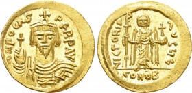PHOCAS (602-610). GOLD Solidus. Constantinople.

Obv: δ N FOCAS PЄRP AVG.
Crowned and cuirassed facing bust, holding globus cruciger.
Rev: VICTORI...