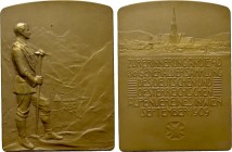 KAISERTUM ÖSTERREICH. Habsburg. Franz Joseph (1848-1916). Auf die Generalversammlung des deutschen und österreichischen Alpenvereins. Bronzeplakette (...