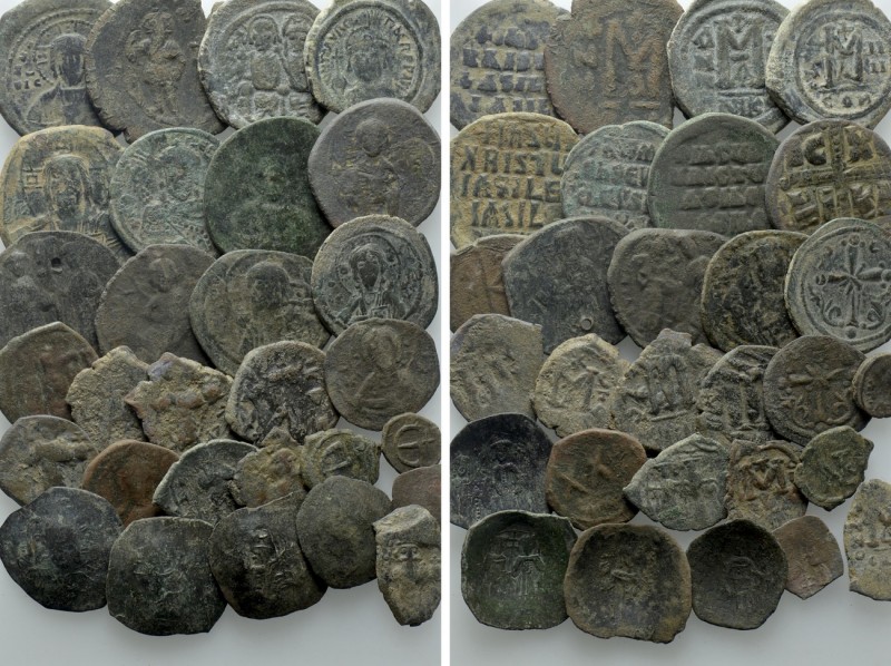 28 Byzantine Coins. 

Obv: .
Rev: .

. 

Condition: See picture.

Weigh...