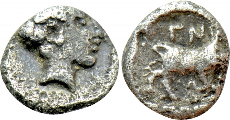 IONIA. Magnesia ad Maeandrum. Tetartemorion (Circa 400-350 BC). 

Obv: Laureat...