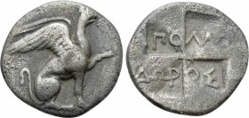 IONIA. Teos. Diobol (Circa 400-375 BC). Apollodoros, magistrate. 

Obv: Griffin seated right, raised forepaw.
Rev: KΩΛΩ / THΣ. 
Quadripartite incu...