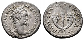 Septimius Severus. Denarius. 194-195 d.C. Emesa. (Ric-IV 374a). (Rsc-141b). Anv.: IMP CAE L SEP SE-V PERT AVG COS II. Laureate head to right. Rev.: FE...